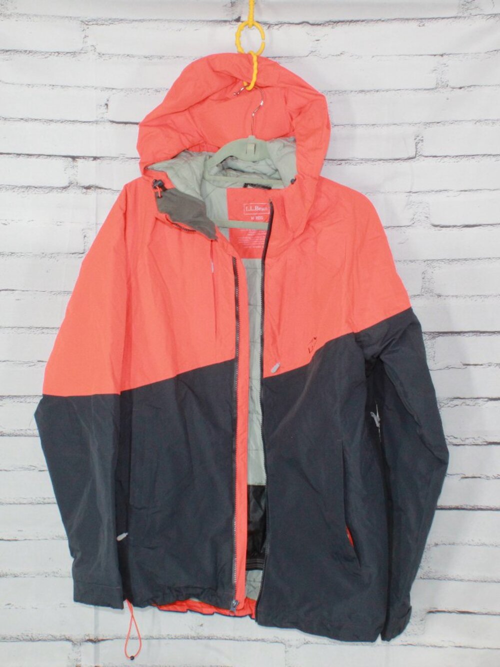 LL Bean Wildcat Waterproof Ski Jacket Snowsports Orange Navy Hooded M Reg